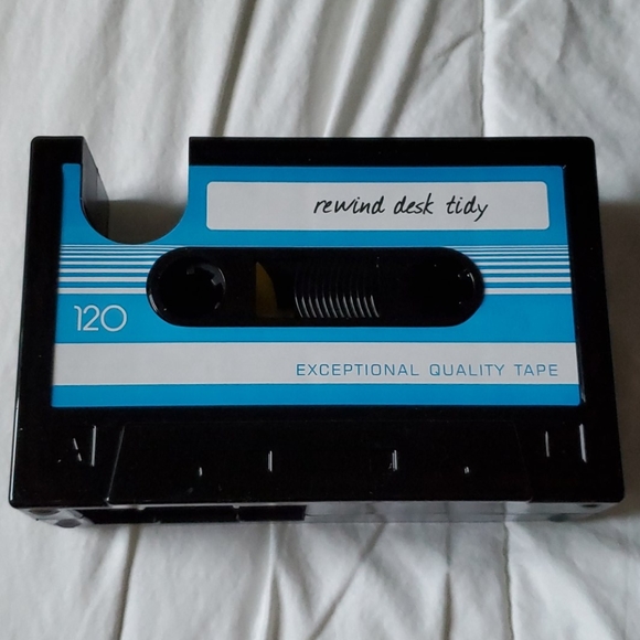 BNIB Tape dispenser & Pen/ Pencil holder - Picture 2 of 4